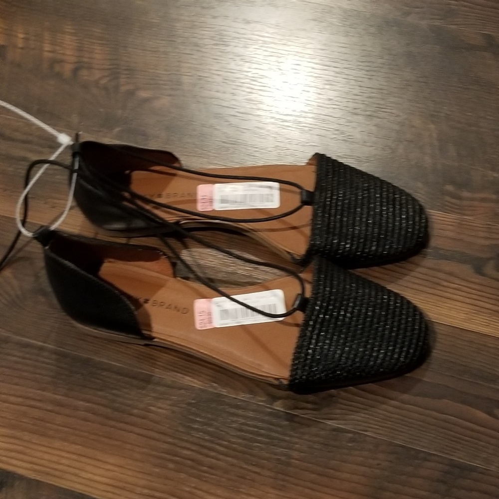 🆕️Lucky Brand flats